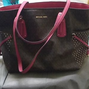 Michael kors purse